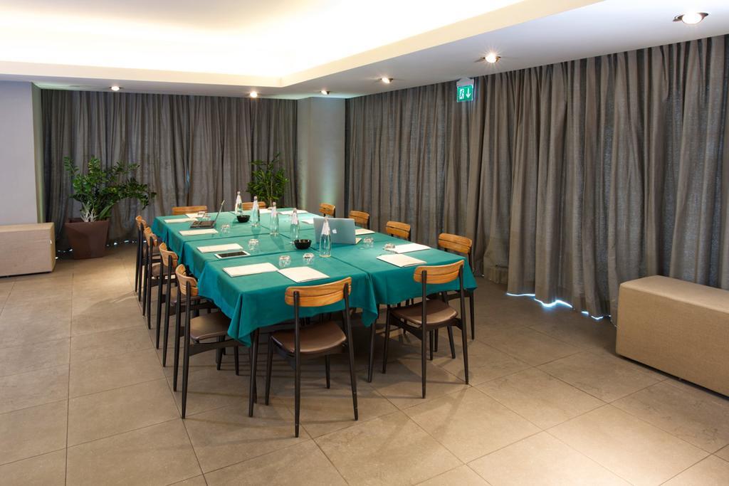 Victoria Palace Hotel 카톨리카 외부 사진